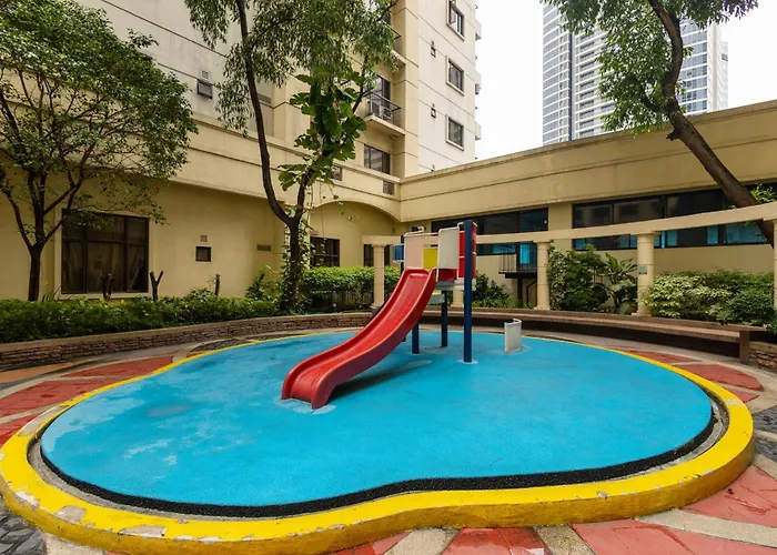 Apartamento 1br Forbeswood Heights In Bgc With 100mbps