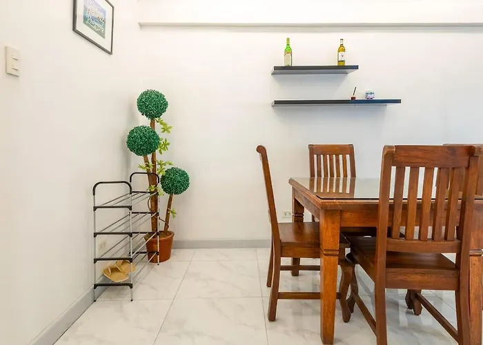 Apartamento 1br Forbeswood Heights In Bgc With 100mbps Manila